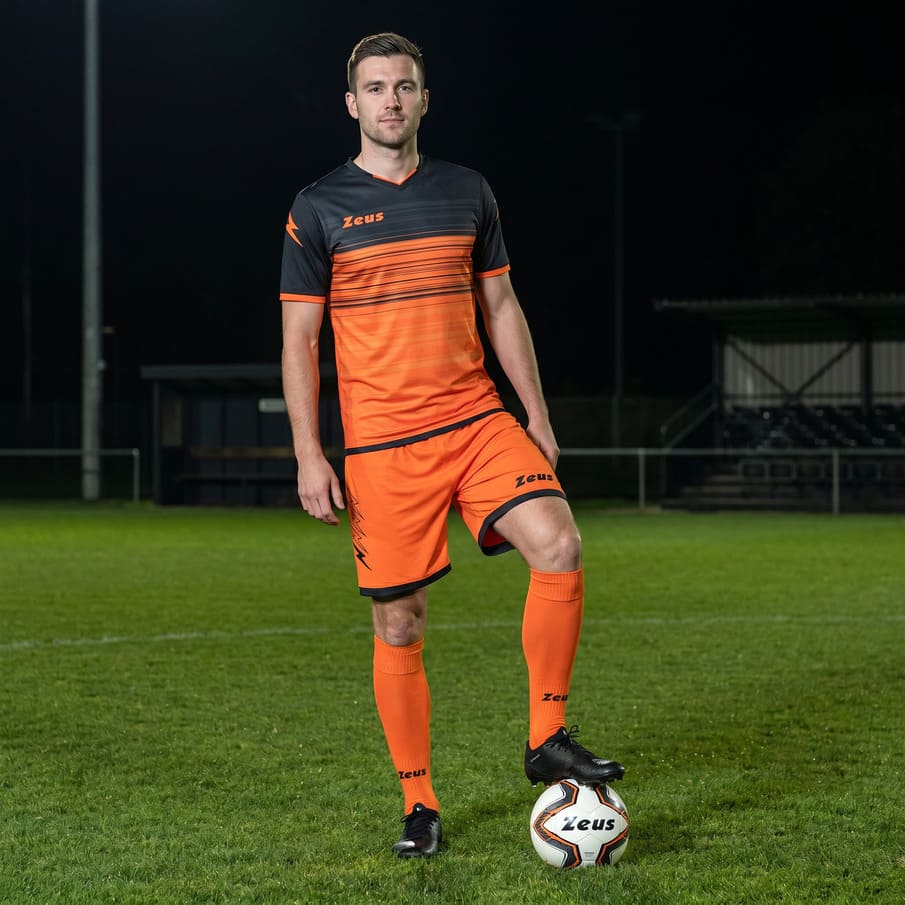 Zeus Set Elios Trikot + Shorts 2-delig fluo oranje/zwart