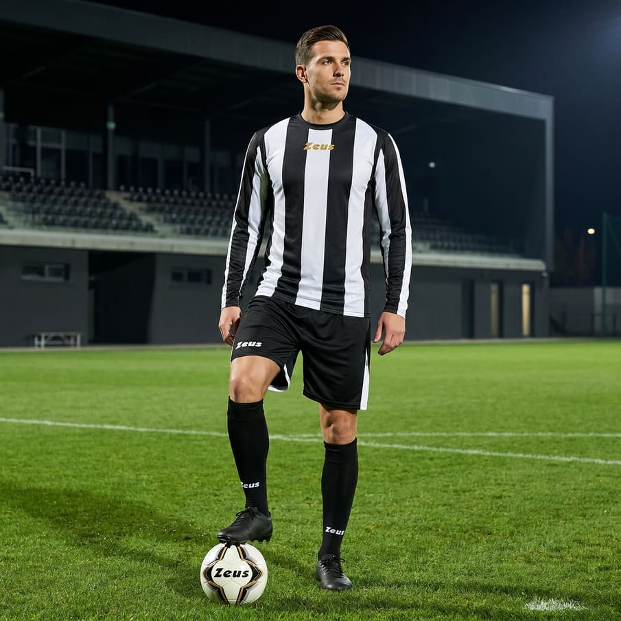 Zeus Kit Zagor Trainingspak + korte broek 2-delig zwart/wit