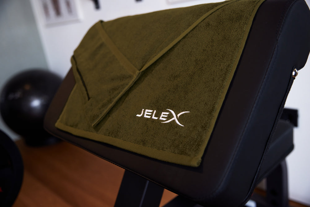 JELEX "100FIT" Fitness handdoek met zak legergroen
