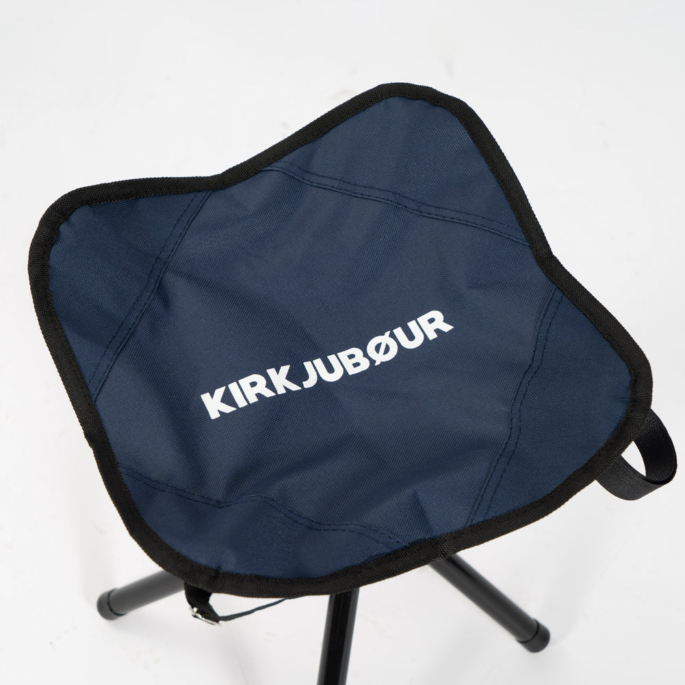 KIRKJUBØUR® "Freydis" inklapbare outdoor kruk vier poten blauw